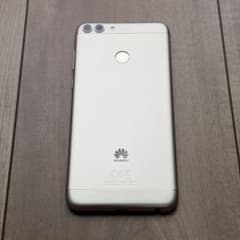 HUAWEI nova lite 2 ゴールド 32 GB SIMロック解除済みのサムネイル