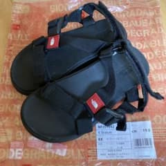 美品　ノースフェイス　キッズ　サンダル　19.0のサムネイル
