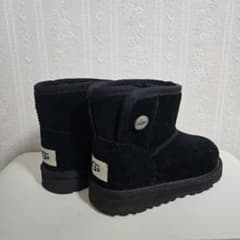 UGG キッズ ブーツ ブラック 17cm