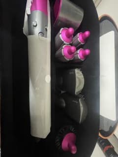 Dyson Airwrap 新品/未使用　ピンク/シルバー 付属品6個のサムネイル