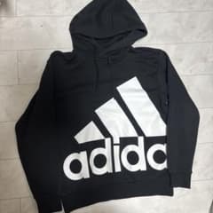 adidas プルオーバーパーカー ブラックのサムネイル