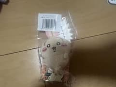 ちいかわ うさぎだらけくじ E賞 ぬいぐるみバッジ トンカチのサムネイル
