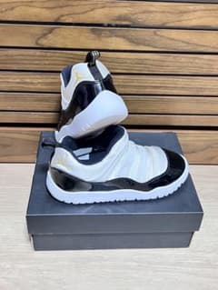 NIKE Jordan 11 Retro Little Flex 20cmのサムネイル