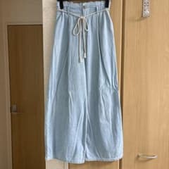 GU ライトブルー ワイドパンツ デニムのサムネイル