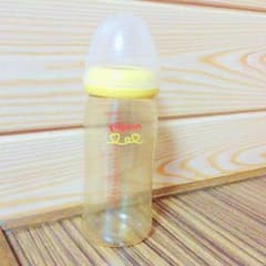 ピジョン 哺乳瓶 240mlのサムネイル