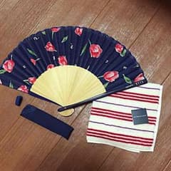 ELLE扇子&BURBERRYタオルハンカチのサムネイル