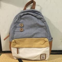 カジュアル　リュックのサムネイル
