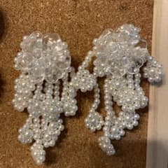 パールボリュームピアスのサムネイル