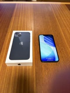 Apple iPhone 13 本体 バッテリー86%のサムネイル