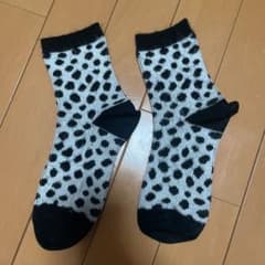 水玉 靴下のサムネイル