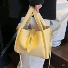 イエロー ハンドバッグ ショルダーバッグ 2wayのサムネイル