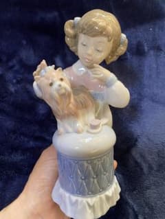 リヤドロ　Lladro  少女　犬　ヨークシャーテリア　女の子　レアのサムネイル