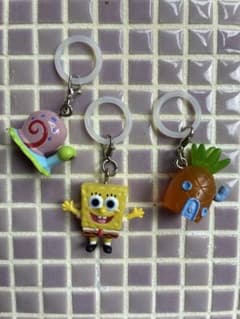 スポンジボブ ☆めじるしアクセサリー☆ガチャガチャのサムネイル