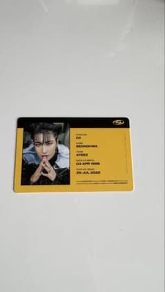 ATEEZ　ソンファ　トレカのサムネイル