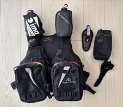 Anglers Design ライフジャケット　付属多数！のサムネイル