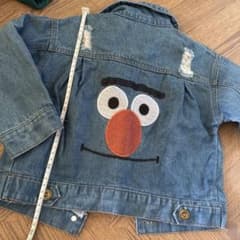 デニムジャケット キャラクター刺繍