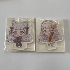 ミーチル　アクスタのサムネイル