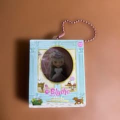 Blythe Doll チェーン付きパッケージのサムネイル