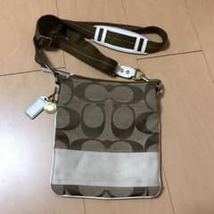 COACH コーチ ショルダーバッグのサムネイル