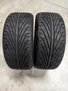 225-40-18×2本のサムネイル