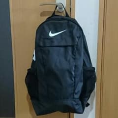 新品未使用 Nike リュック バッグパック 防水 撥水のサムネイル