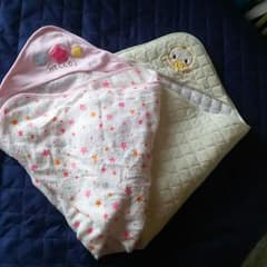値下げ‼新生児おくるみ2枚セットのサムネイル