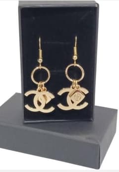 CHANEL シャネル CCロゴチャーム 社外品 フック(ジプシー) ピアス CHANEL シャネル CCロゴチャーム 社外品 フック(ジプシー) ピアス