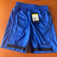 NIKE ナイキ ハーフパンツ140のサムネイル