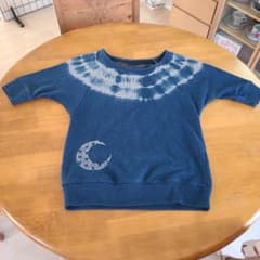 専用　藍染トシュカのトレーナーのサムネイル