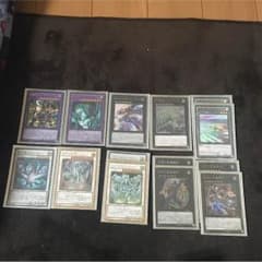 遊戯王 ブラックマジシャンデッキのサムネイル
