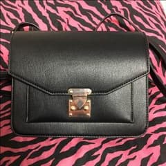 GU バックのサムネイル