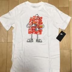 Tシャツ　ナイキ　海外限定のサムネイル