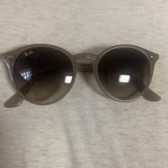 Ray Ban サングラス ベージュのサムネイル