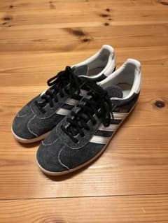 adidas GAZELLE ガゼル ダークグレー 26.5cmのサムネイル