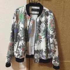 zara basic アウターのサムネイル