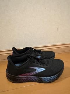 BROOKS スニーカー 24センチのサムネイル