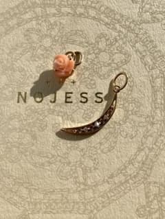 ✳︎Nogess✳︎ 薔薇のネックレスチャーム&三日月チャームのサムネイル