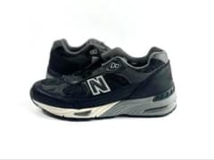 New Balance 991 