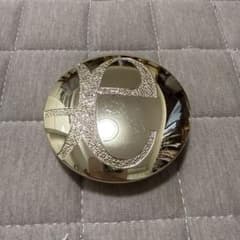 エレガンス ルースパウダー 明るいベージュのサムネイル
