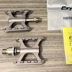 MKS Compact OneSideEzy フラットペダル 未使用品 グレーのサムネイル