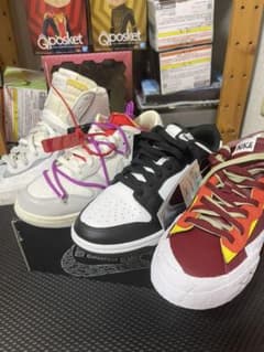 スニーカーセット dunk off-white sacaiブレーザー 等のサムネイル