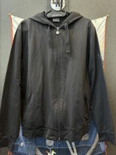 美品 EA7 Emporio Armani ブラック パーカー XLのサムネイル