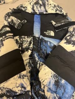 ハ*ン様 THE NORTH FACE Supreme ダウンジャケットのサムネイル