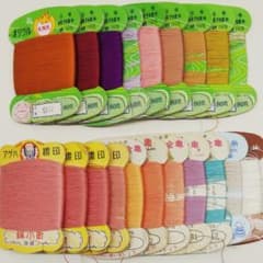 絹糸(手縫い糸)9号 他 20個まとめ  紫、ピンク、オレンジ、水色など セットのサムネイル