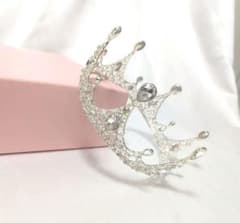 ウェディング　シルバー　クラウン　王冠　プリンセス　前撮り　アクセサリー　花嫁のサムネイル