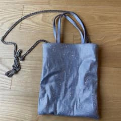 ZARA シルバー メタリックショルダーバッグのサムネイル