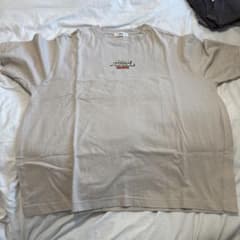 WEGO ベージュ Tシャツ BECOME POPULAR 1968のサムネイル