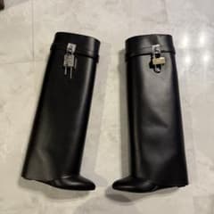 Givenchy Shark Lock ブラック ロングブーツ - メルカリ