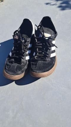 Adidas Spezial ブラック/ホワイト スニーカーのサムネイル