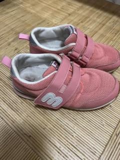ミキハウス21㎝のサムネイル